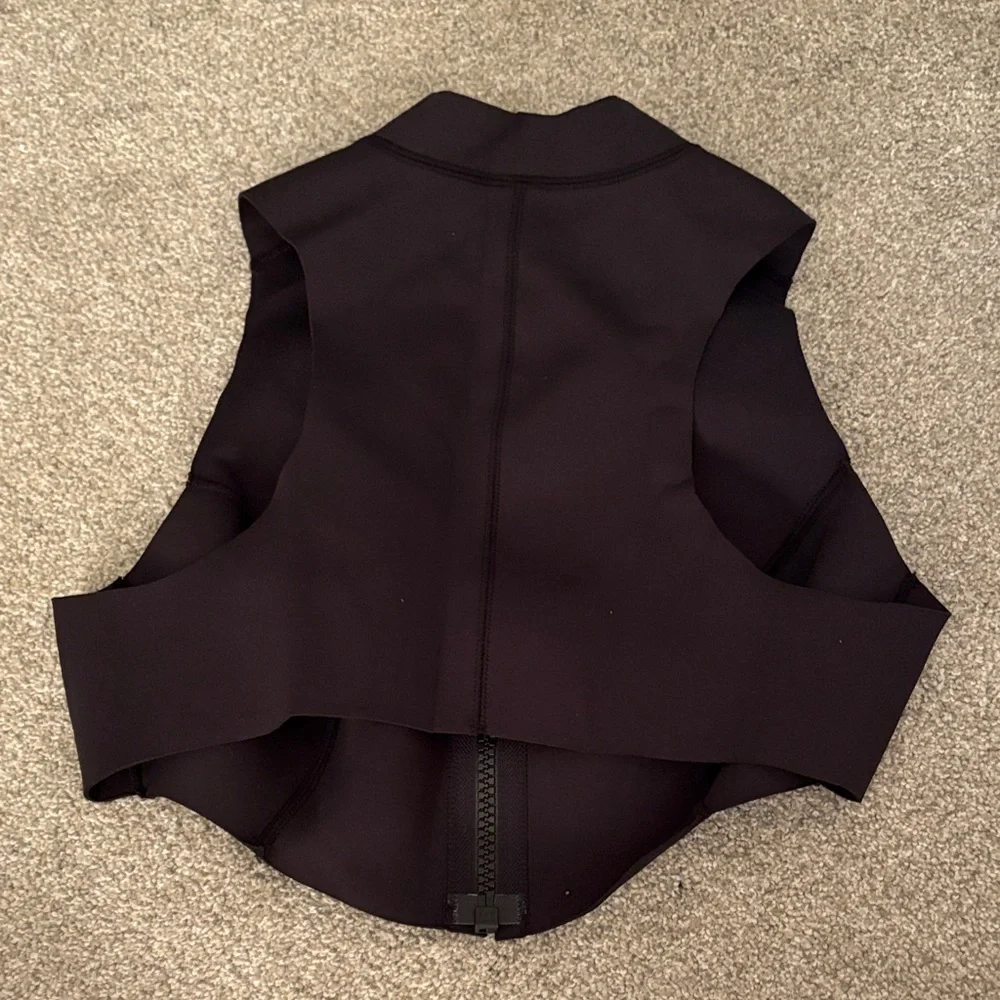 SKIMS Black Women's Swim Top